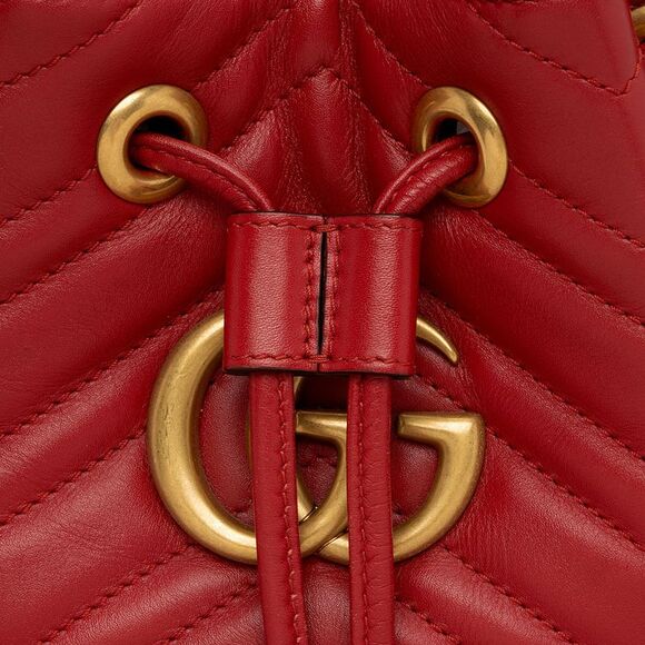 Gucci Matelasse Leather GG Marmont Bucket Bag - Picture 10 of 16